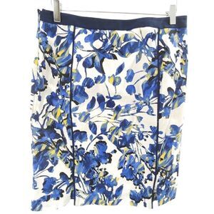 Striking floral pencil skirt size 10